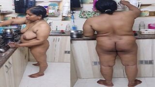 Bhojpuri sex video hd mature mom naked in kitchen